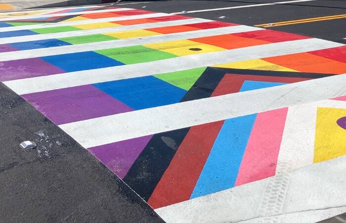 (Video) LGBTQ Crosswalk on Abbot Kinney Gets Colorful Revamp