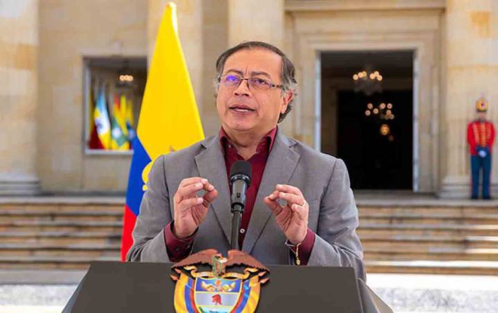 Petro llamó a embajador de Colombia en EEUU a consultas
