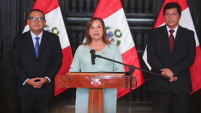 Perú y el sueño de muchos países: despertar con la destitución de su presidente