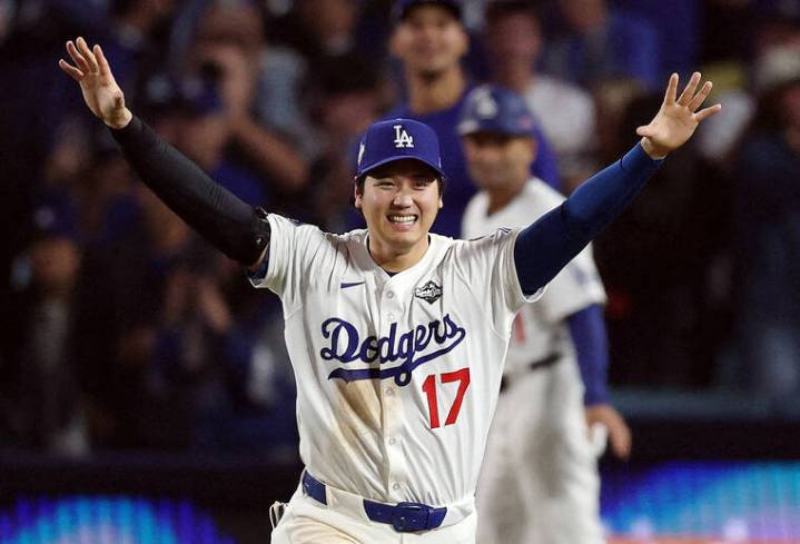 Dodgers beat Blue Jays in 18-inning World Series epic