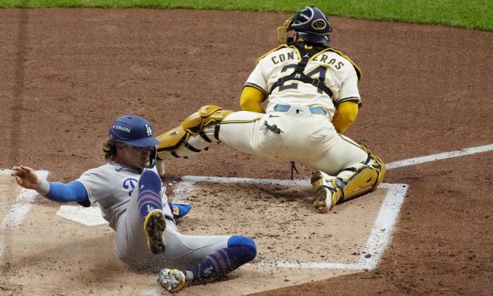 Los Dodgers vuelven a castigar a los Cerveceros