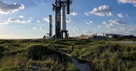 NASA plan to return astronauts to moon sparks concerns