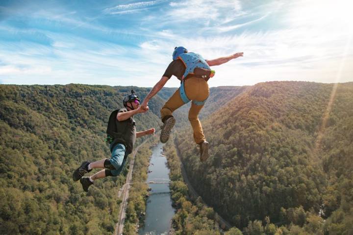 Bridge Day kicks off with full closure of New River Gorge Bridge