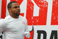Bills Legend Makes Strong Demand to NFL Teams After Doug Martin’s Passing Doug Martin's tragic death and Andre Reed's plea on social media highlight the NFL's post-career mental health crisis. Aaindri