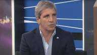 Luis Caputo descartó una dolarización y dijo que Estados Unidos ayuda a la Argentina porque "identificó un ataque político"