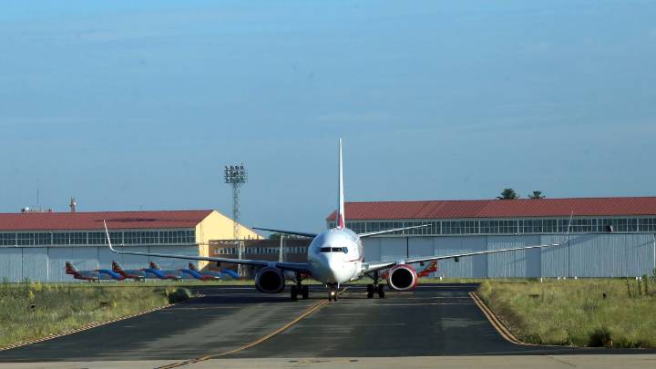 Los aeropuertos de Valladolid y León entran en 'modo invierno' con menos oferta: vuelos a Barcelona y Canarias