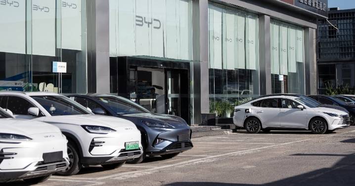 ‘Aumenta el temor en su calidad’: BYD retira 115 mil autos eléctricos por problemas con las baterías
