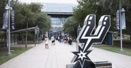 Open Thread: Spurs and Frost Bank offer co