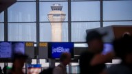 El cierre del Gobierno afecta los viajes aéreos, deja sin personal una torre de control y causa retrasos en todo EE.UU.
