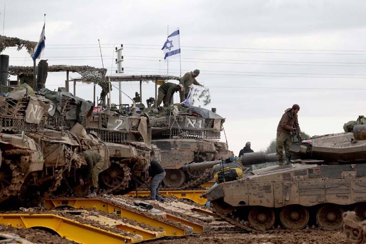 Israel retoma el cese al fuego en Gaza después de lanzar un ataque que mató a más de 100 personas