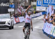 Isaac del Toro triunfa en la contrarreloj en el Nacional de Ciclismo