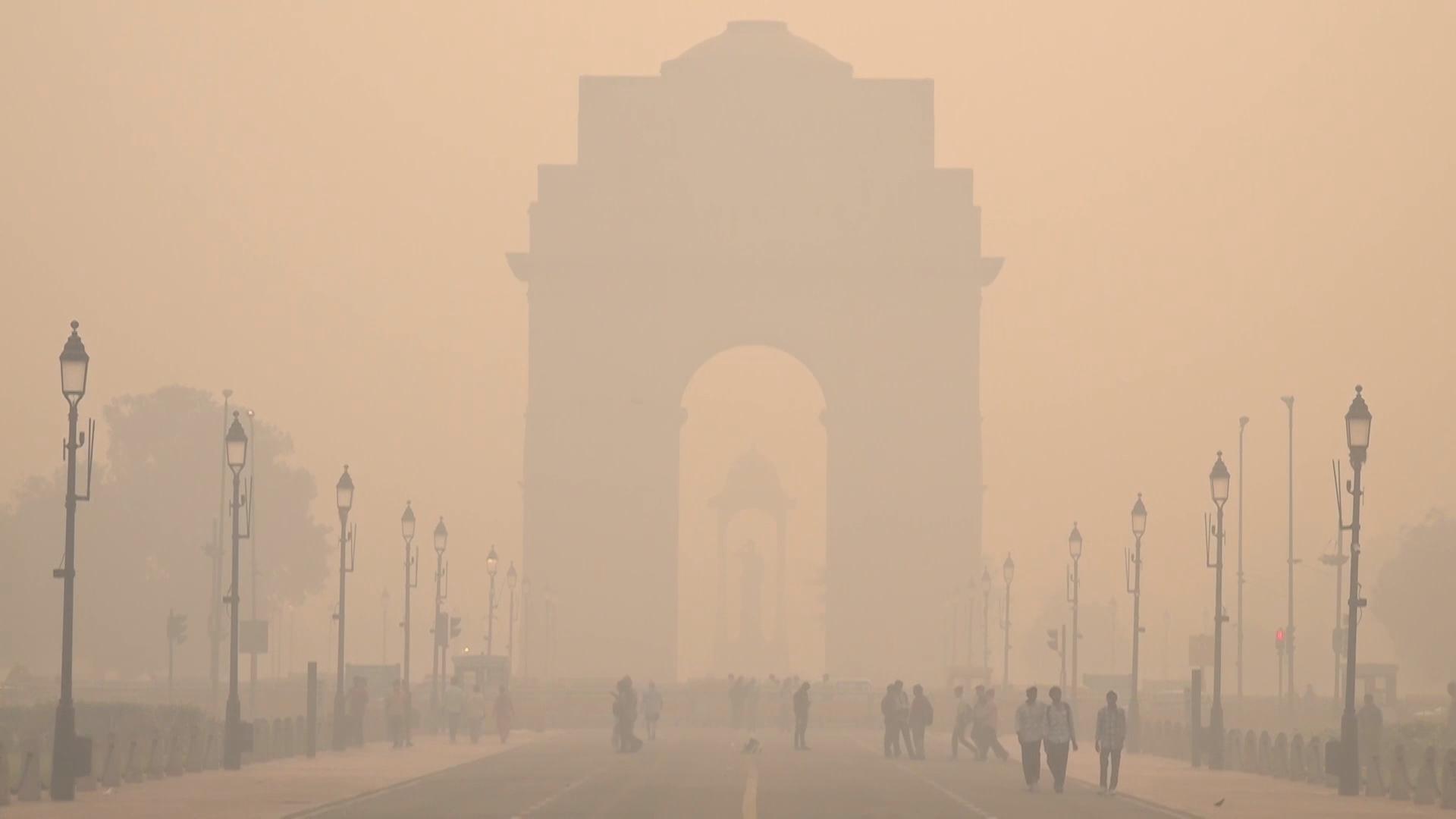 Smog blankets New Delhi after Diwali fireworks, pushing air quality to hazardous levels, AP explains