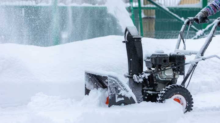 Winter Is On The Way. How To Use Your Snow Blower On Your Driveway More Efficiently