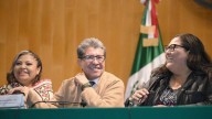 Monreal respalda propuesta de eliminar el fuero a legisladores