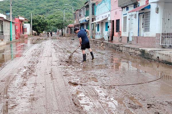 Más de 15 barrios afectados  por la tormenta tropical‘Melissa’