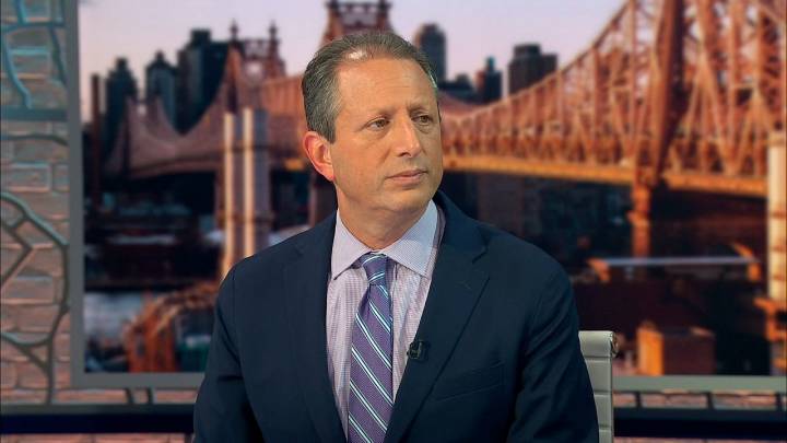 Brad Lander shares latest on 16-year-old detained by ICE