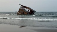 “El Atracadero”, el restaurante que viajó 500 kilómetros y encalló en Coatzacoalcos, México