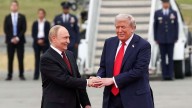 Trump Sostiene Llamada "Muy Productiva" con Putin; Acuerdan Reunión de Alto Nivel
