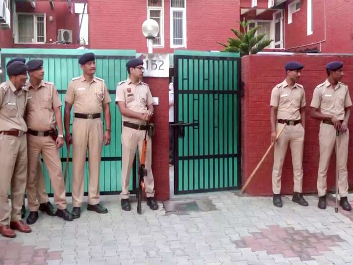 Family Hands Over ADGP Y. Puran Kumar’s Laptop to Chandigarh