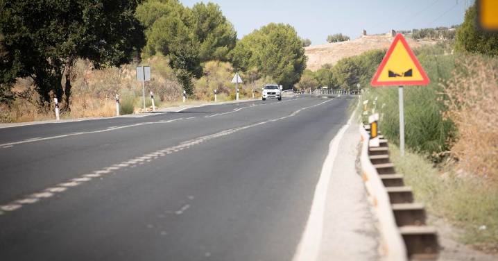 El Gobierno prevé gastar 150 millones de euros en "acondicionar" un tramo de la carretera Granada