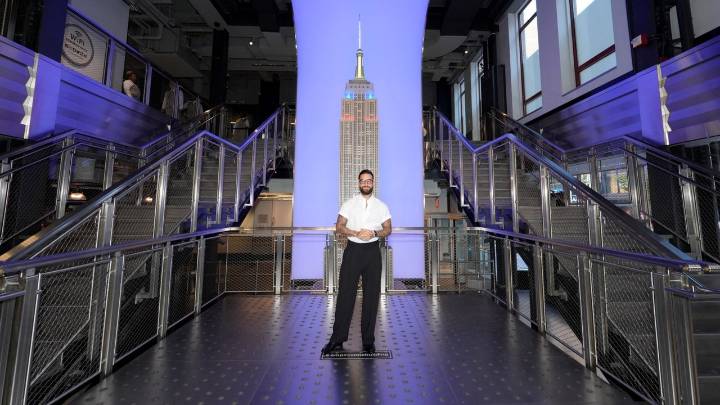 Maluma hace historia y se convierte en el primer artista colombiano en cantar en el Empire State de Nueva York