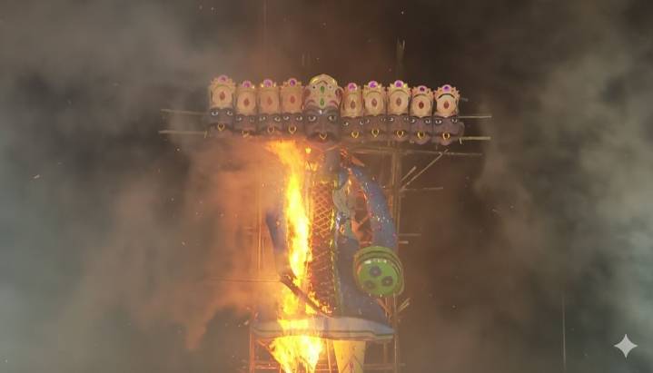 Nationwide celebration of Vijayadashami: Effigies of Ravan burnt, marking victory of Good over Evil