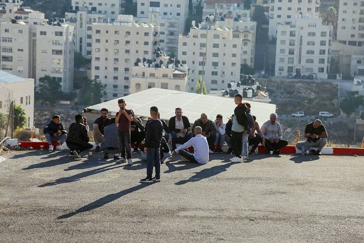 Palestinos retornan a la incertidumbre de las ruinas y la destrucción en Gaza