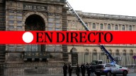 Tres ladrones encapuchados asaltan el Louvre y roban nueve joyas de la colección de Napoleón en solo unos minutos, entre ellas una corona encontrada ya rota
