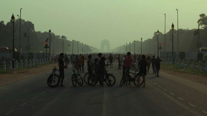 Delhi AQI borders on ‘poor’ as winter approaches, dropping air quality a cause for alarm
