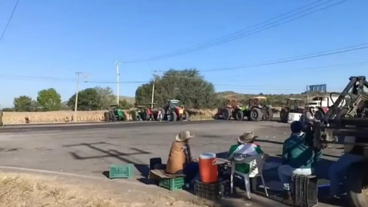 Campesinos niegan haber llegado a un acuerdo con federación