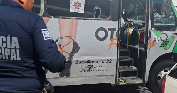 (VIDEO) Chofer desata persecución en Tlalnepantla; policías dispararon a las llantas para detenerlo