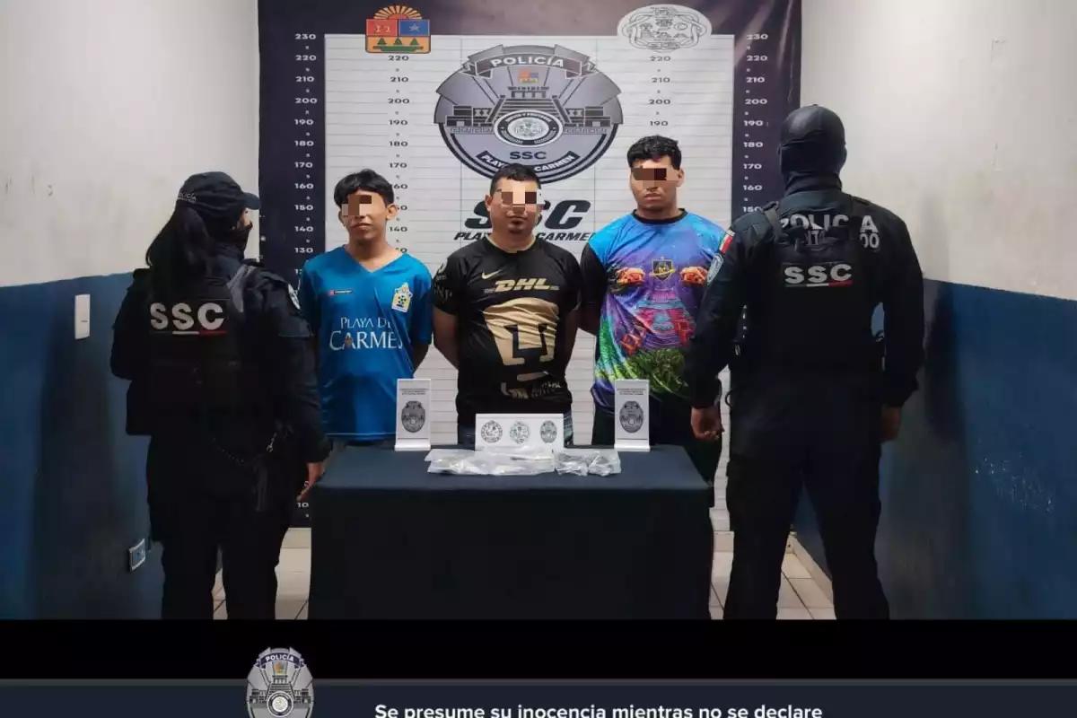 Detienen a tres personas por presunta posesión de droga en Playa del Carmen
