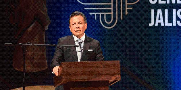 Gobernador reconoce diálogo con coordinadores parlamentarios