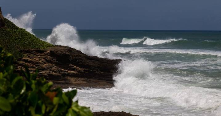 Fuertes marejadas afectarán la Isla mientras el huracán Melissa causa estragos en el Caribe