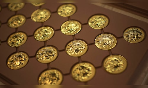 Dhanteras 2025: How to get gold, silver coins delivered at home in 10 mins