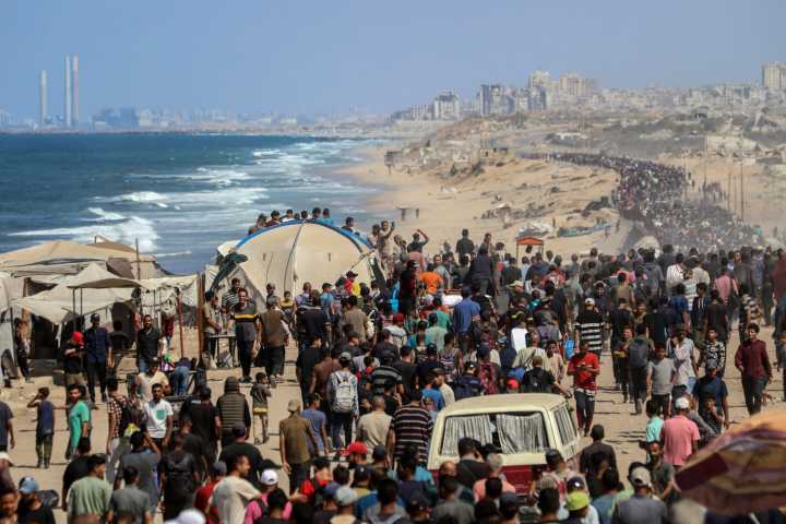 Inicia intercambio entre Hamas e Israel con siete rehenes liberados
