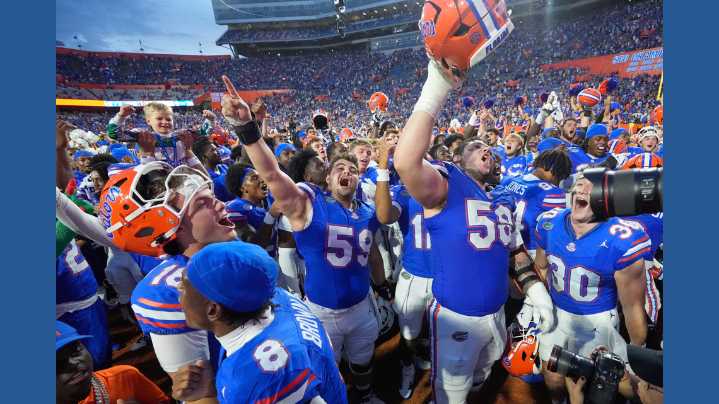 Lagway improves, Wilson shines in his debut and Florida upsets No. 9 Texas 29