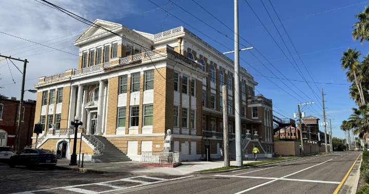 Historic Cuban Club preserves Tampa's Hispanic culture