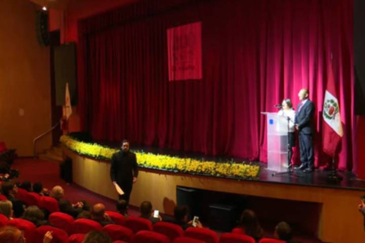El Peruano 200 años: se inició ceremonia central en la Biblioteca Nacional del Perú