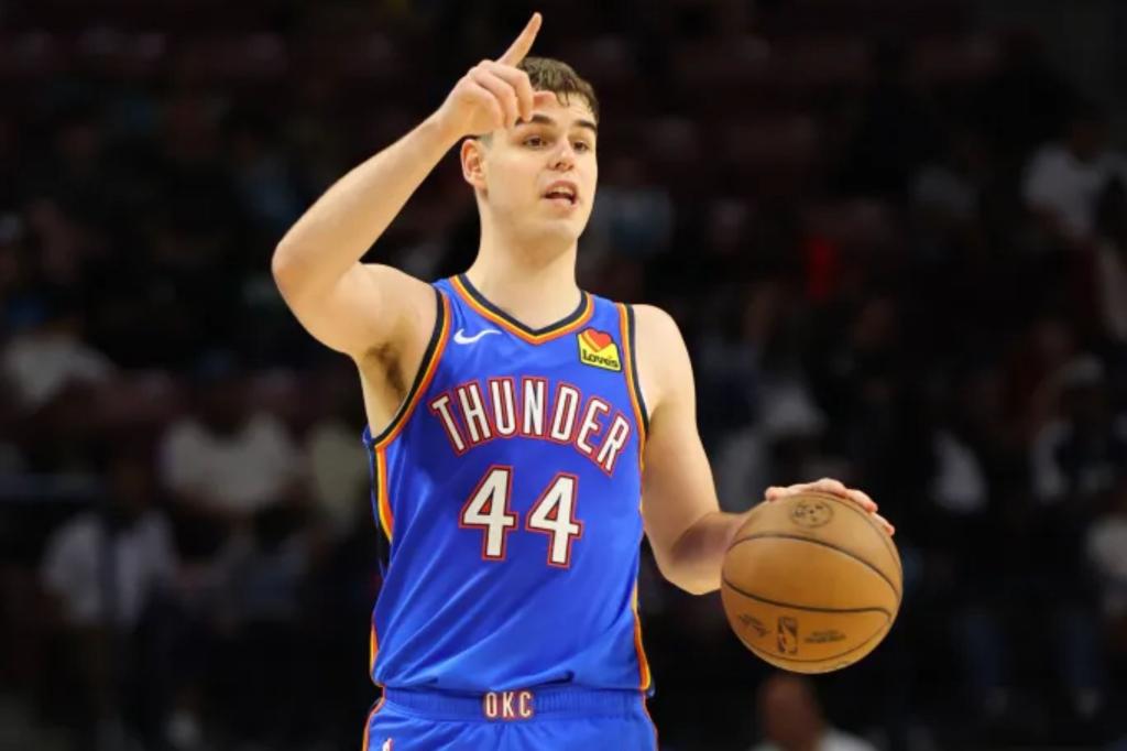 Thunder guard Nikola Topić getting treatment for testicular cancer