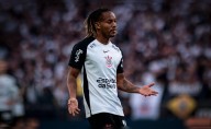 Prensa brasileña no perdonó a André Carrillo, pese a inesperado regreso en Corinthians tras dura lesión: "Le falta la calidad que tuvo antes"