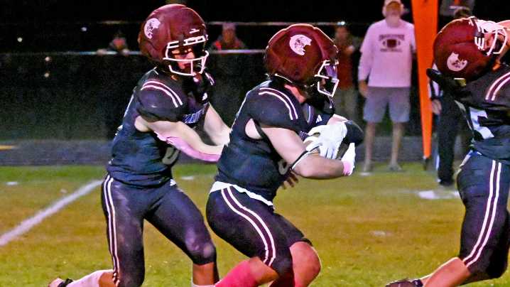 No reason to get cute for Charlevoix, ugly ground and pound key to win