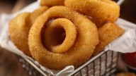 Craving Onion Rings? This Fast Food Chain Serves The Best Of The Best