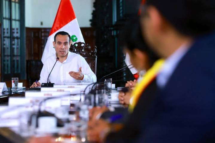 Presidente José Jerí llega al Congreso