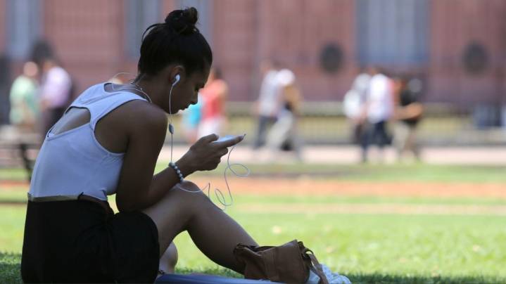 Ascenso de temperatura y sol para el AMBA; nevadas y viento intenso en la Patagonia