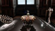Para qué robaron las joyas de Napoleón en el Louvre: el posible destino es romperlas en mil pedazos