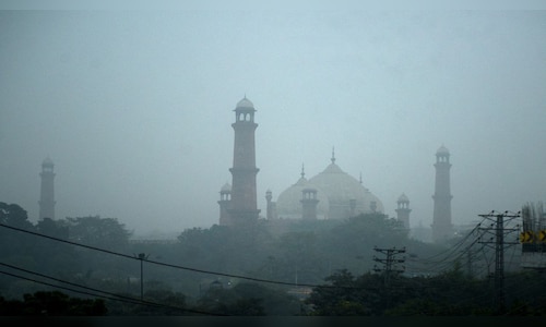 Lahore ranks as world's most polluted city, data from private tech co shows