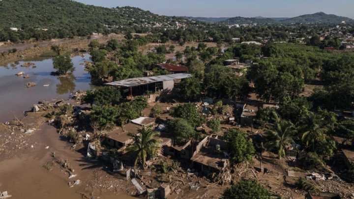 Habilitan en Toluca centros de acopio para damnificados de Hidalgo, Puebla y Veracruz