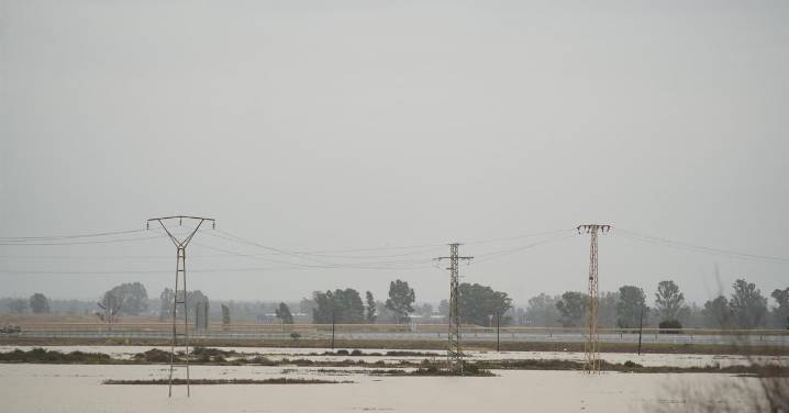 Andalucía eleva a nivel 1 el Plan de Riesgo ante Inundaciones ante el aviso rojo por lluvias en Huelva