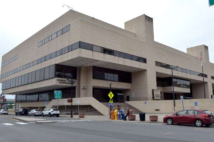 Trial Court seeks dismissal of lawsuit over detainee’s hanging death while in lockup